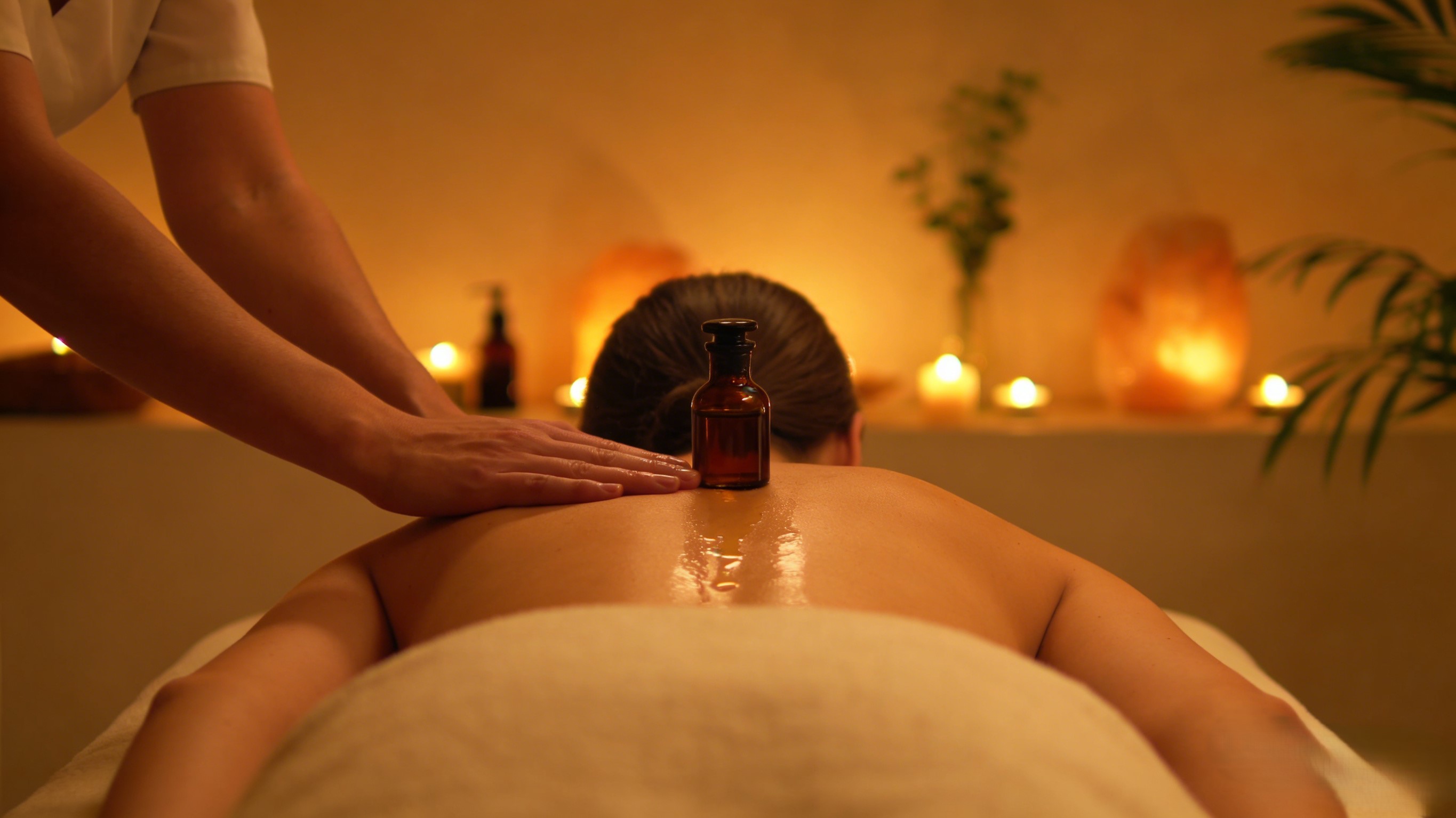 Relaxing oil massage at Massage 7 Edmond